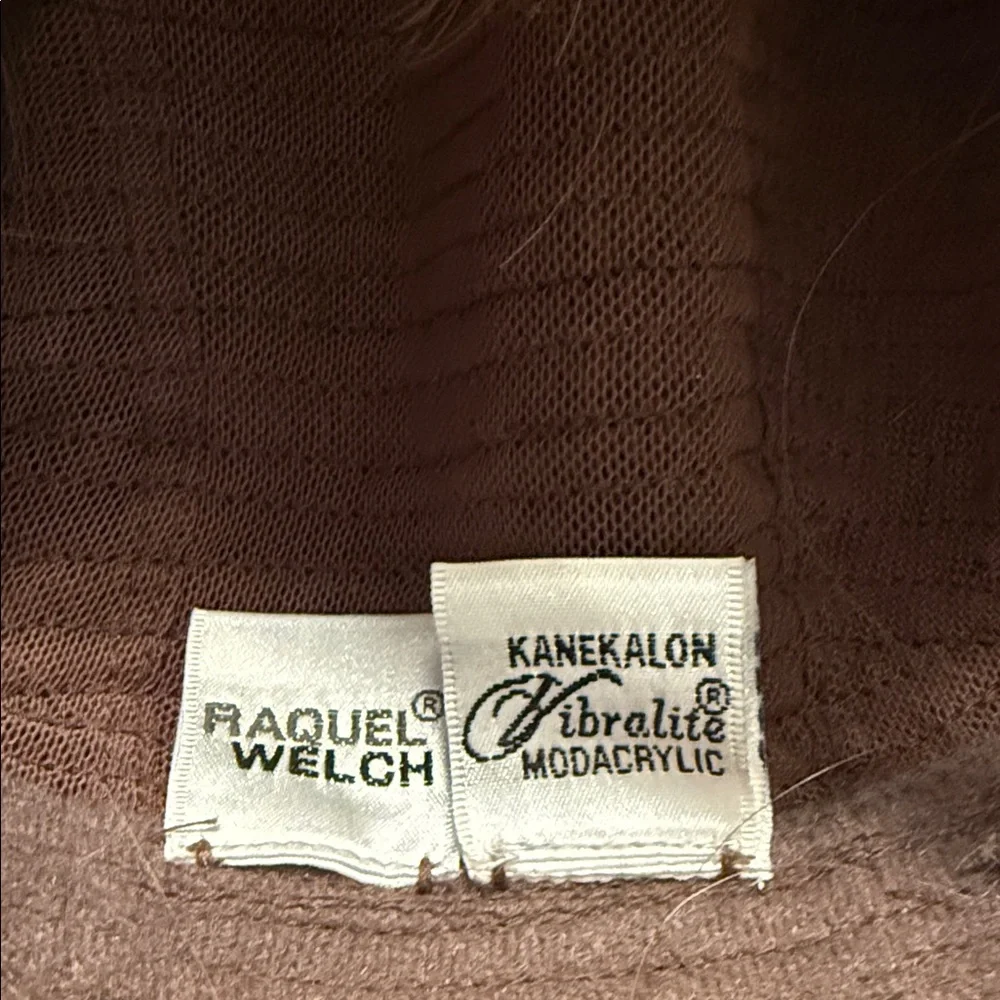 Raquel Welch Luxurious Brown Hair Wig - Picture 3 of 10